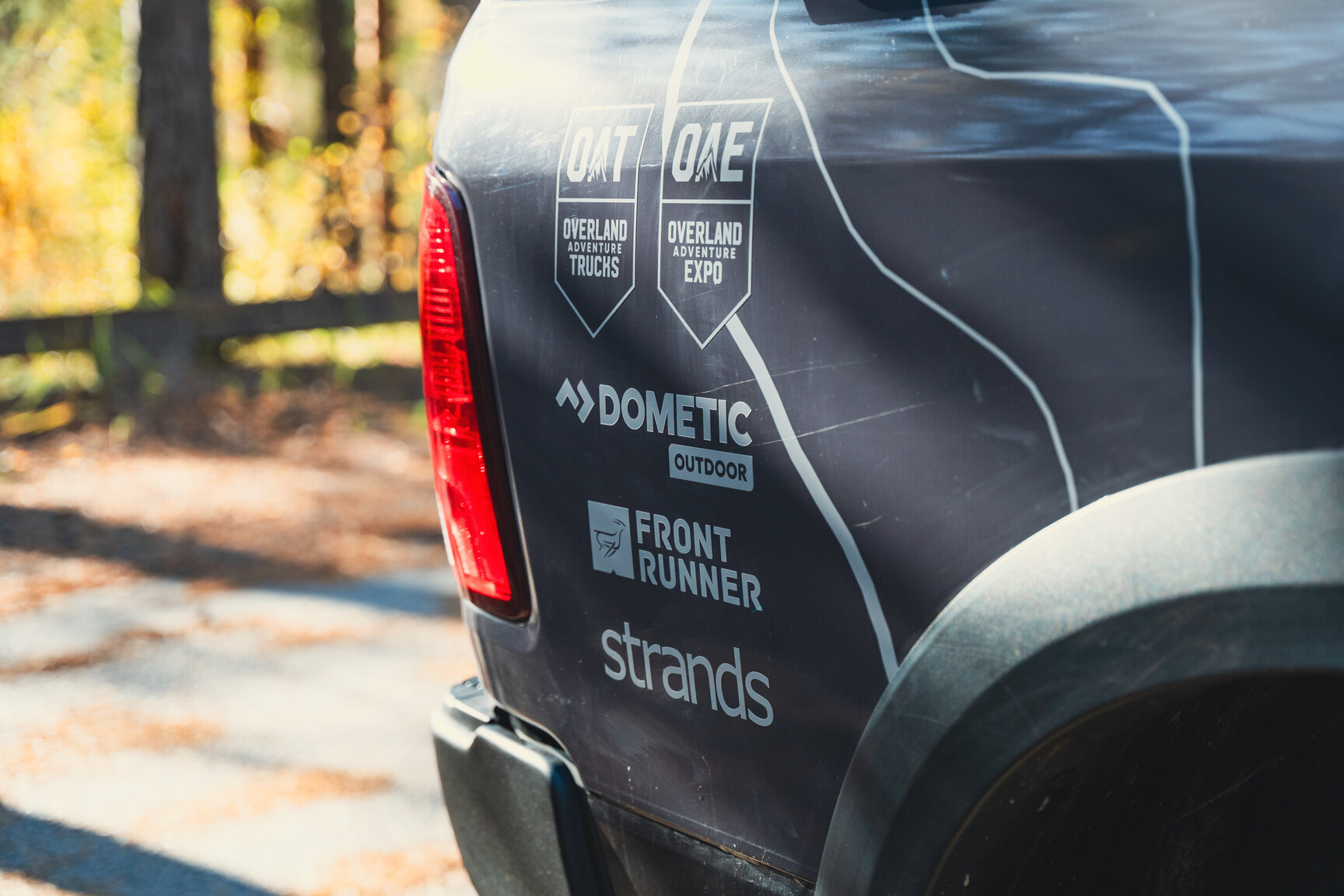 Exteriörbild på 2017 Dodge Ram 1500 AEV (113)