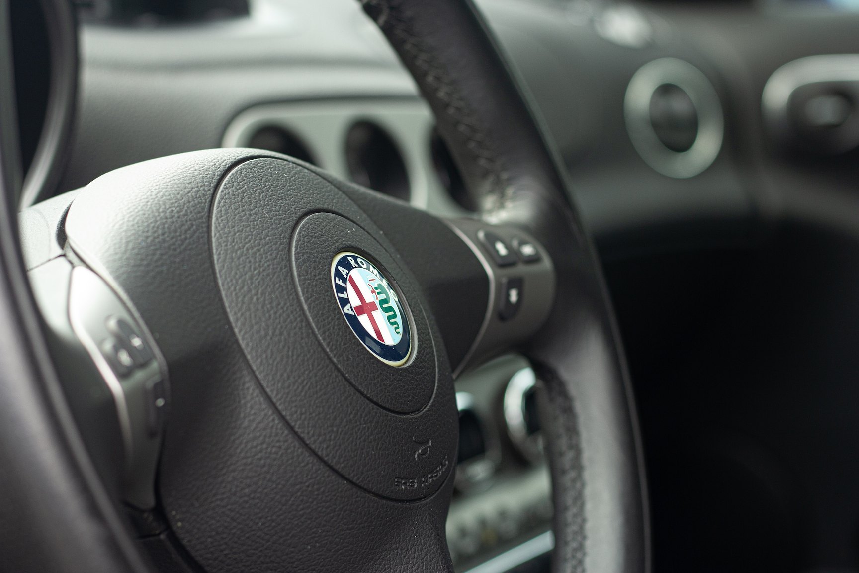 Interior image of 2004 Alfa Romeo 156 GTA