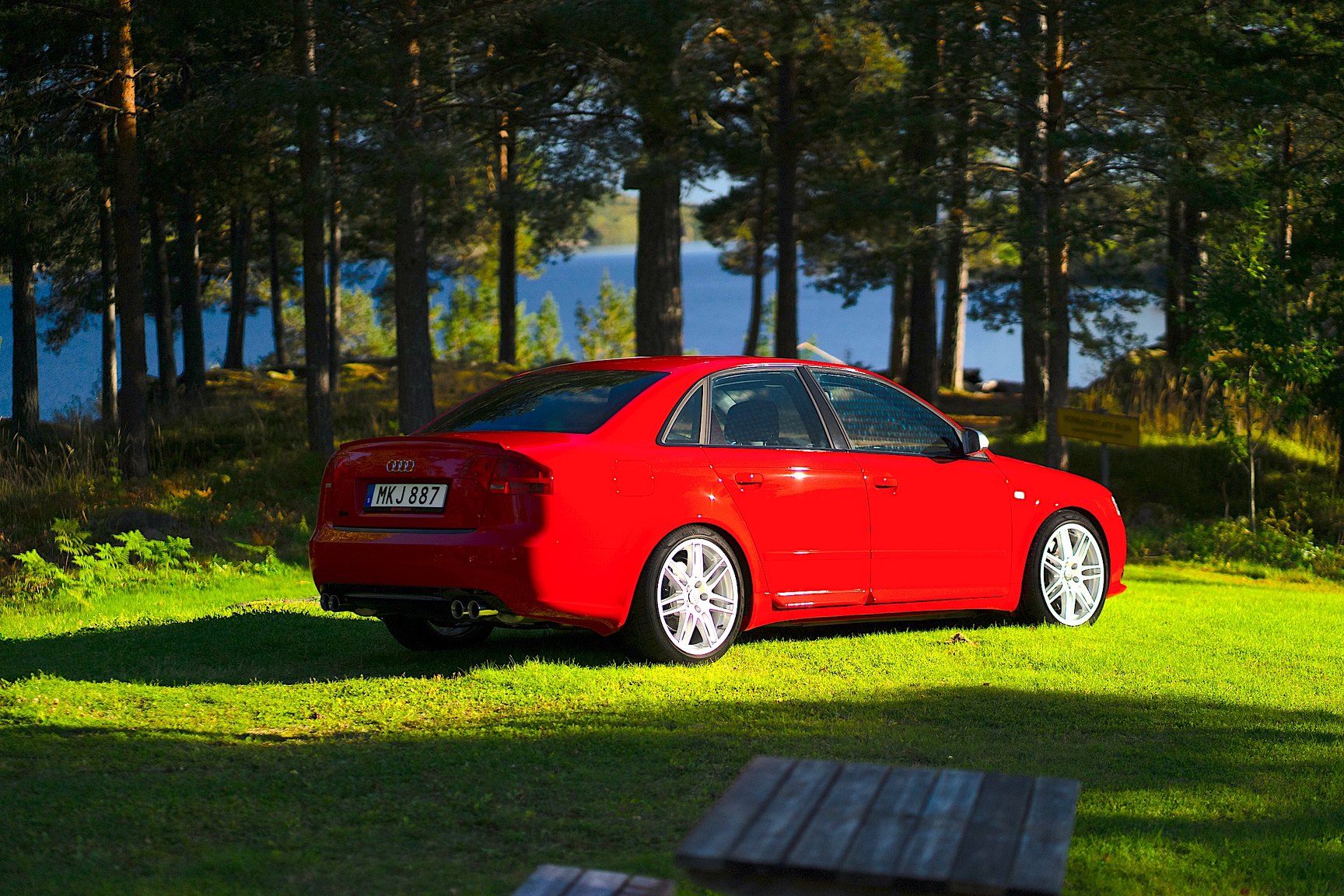 Exterior image of 2007 Audi  S4 quattro 4.2 V8 manuell