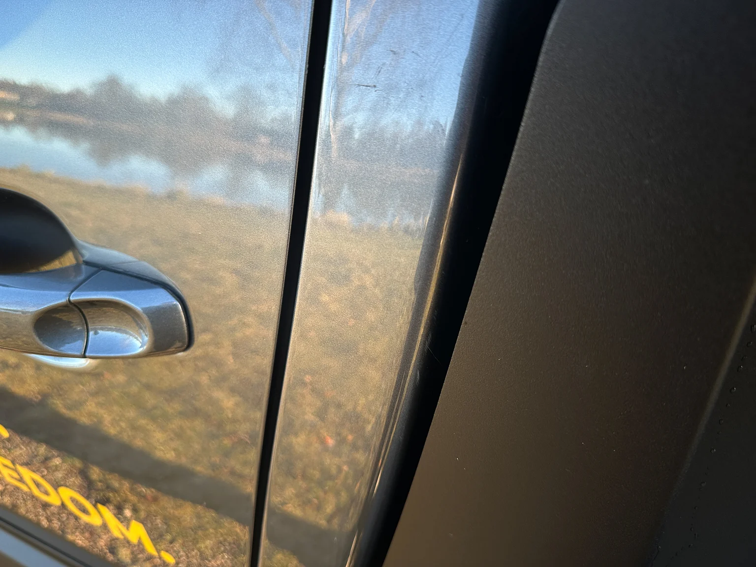 Exterior image of 2020 Northea Camper Expedition Volkswagen Amarok (117)