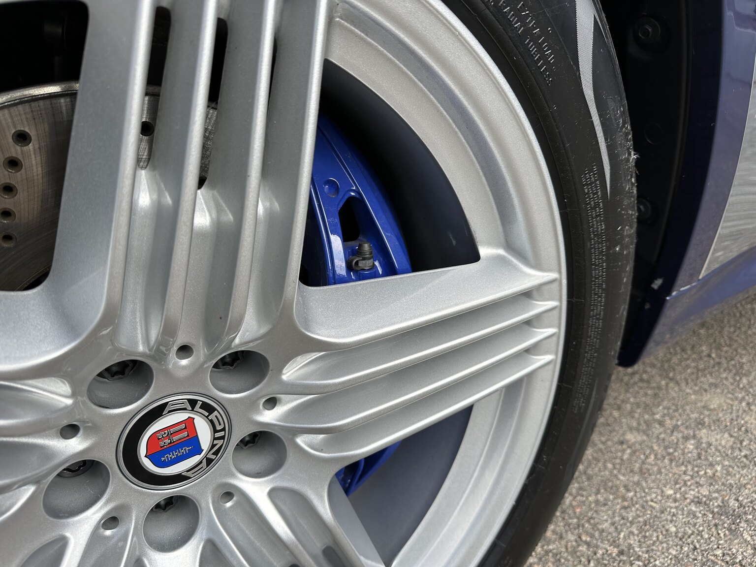 Exterior image of 2022 ALPINA XB7