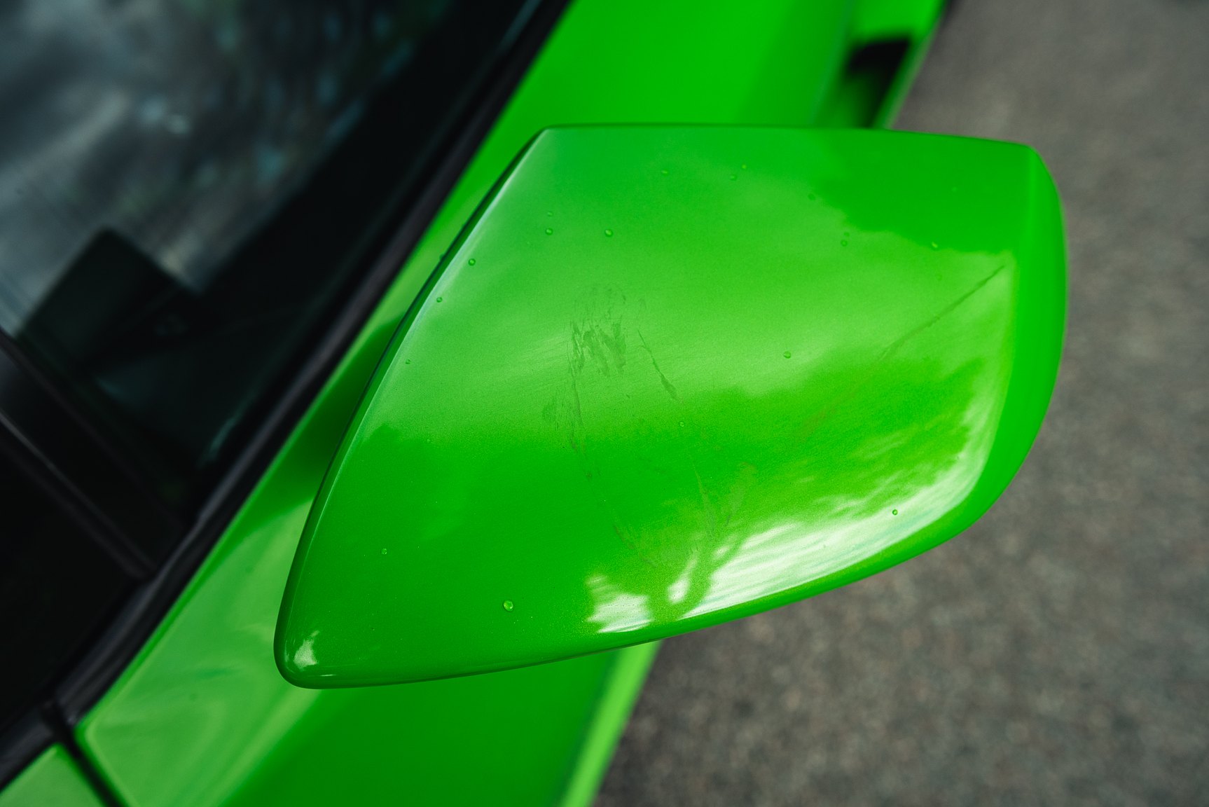 Exterior image of 2016 Lamborghini Huracan LP-610-4