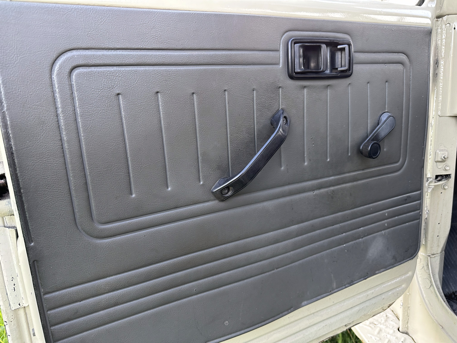 Interiörbild 1985 Toyota Land Cruiser BJ 42
