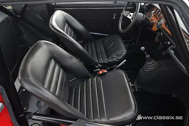 #<Image:0x00007fe2c84efb58>