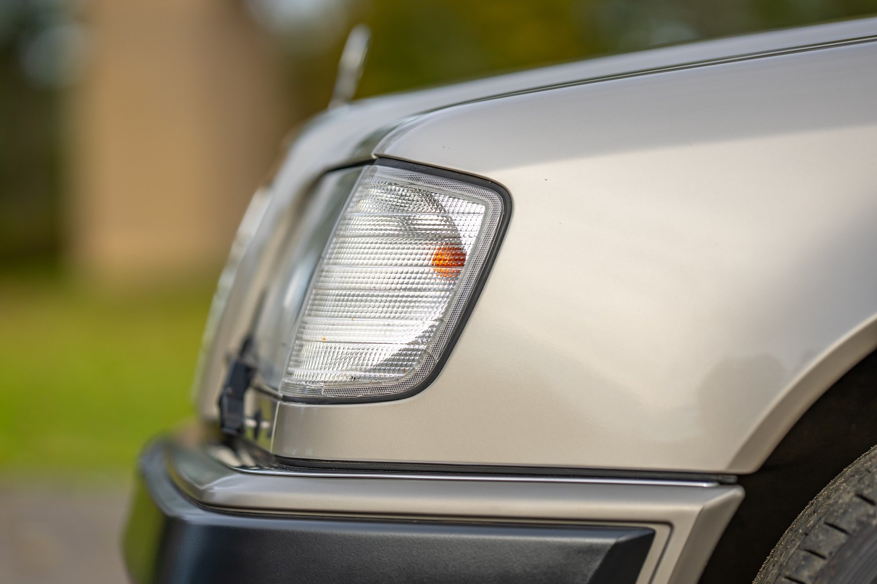 Exteriörbild på 1992 Mercedes-Benz 300 CE-24