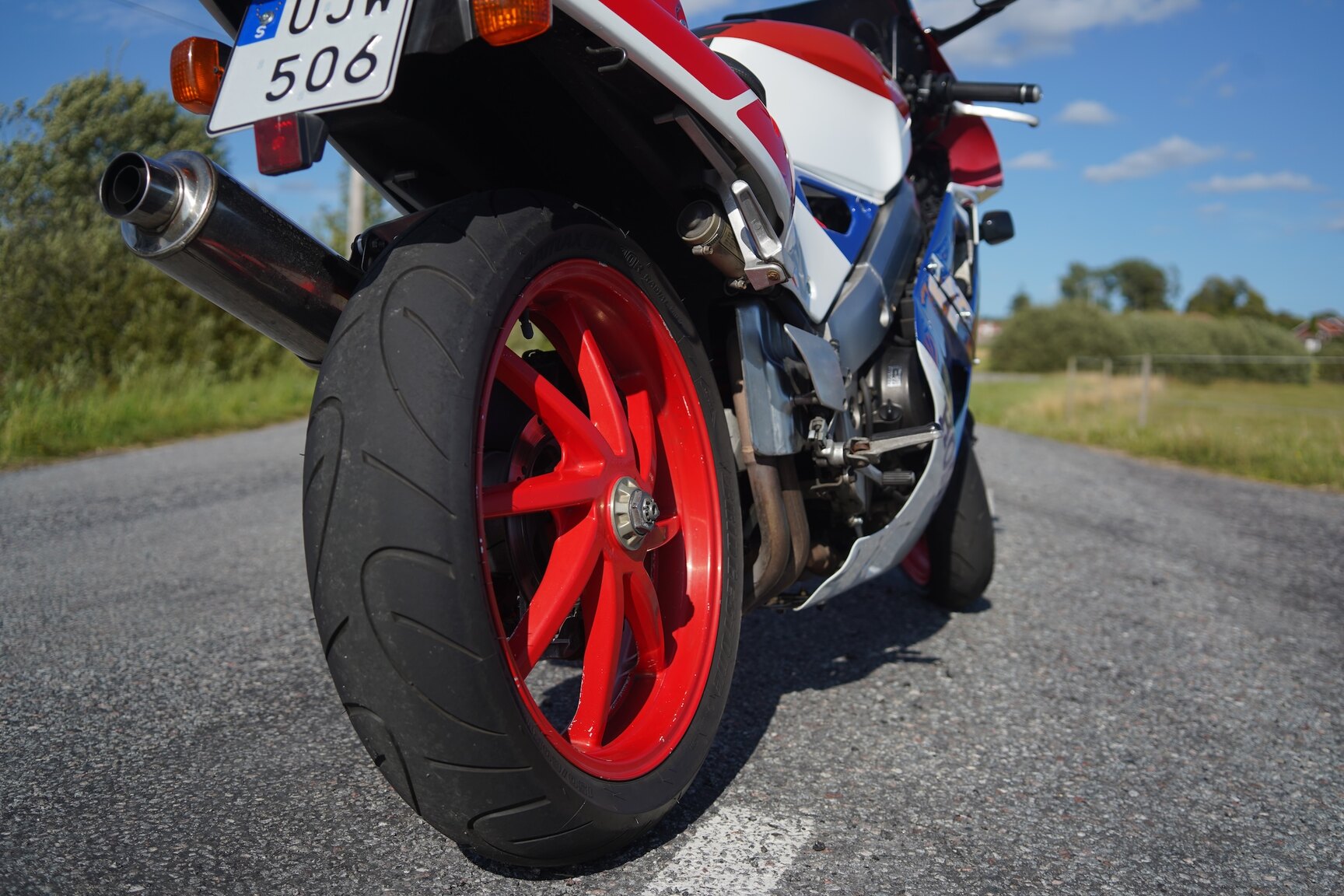 Exterior image of 1992 Honda VFR400R NC30