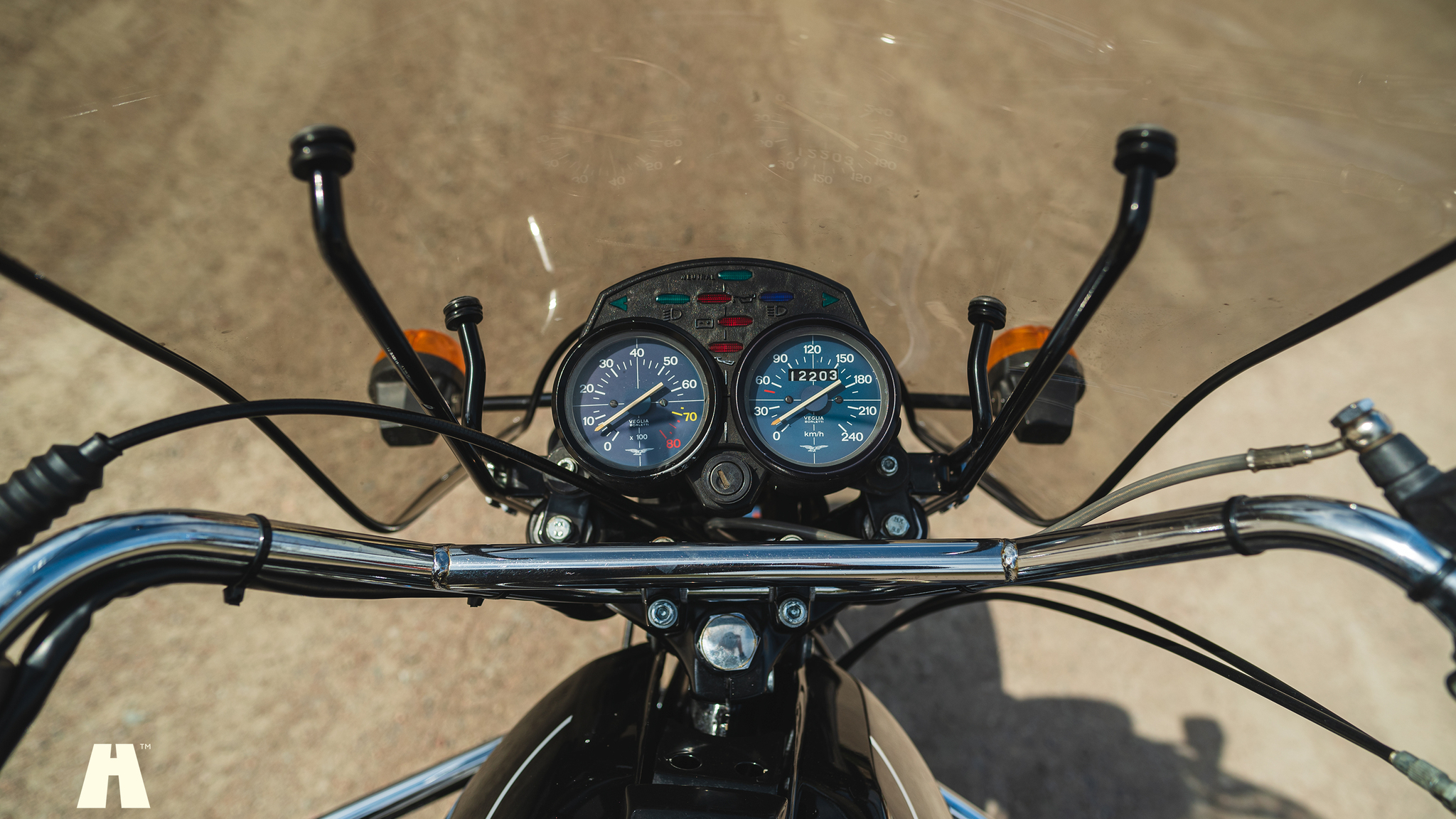 Exteriörbild på 1978 Moto Guzzi 850 T3 California (76)