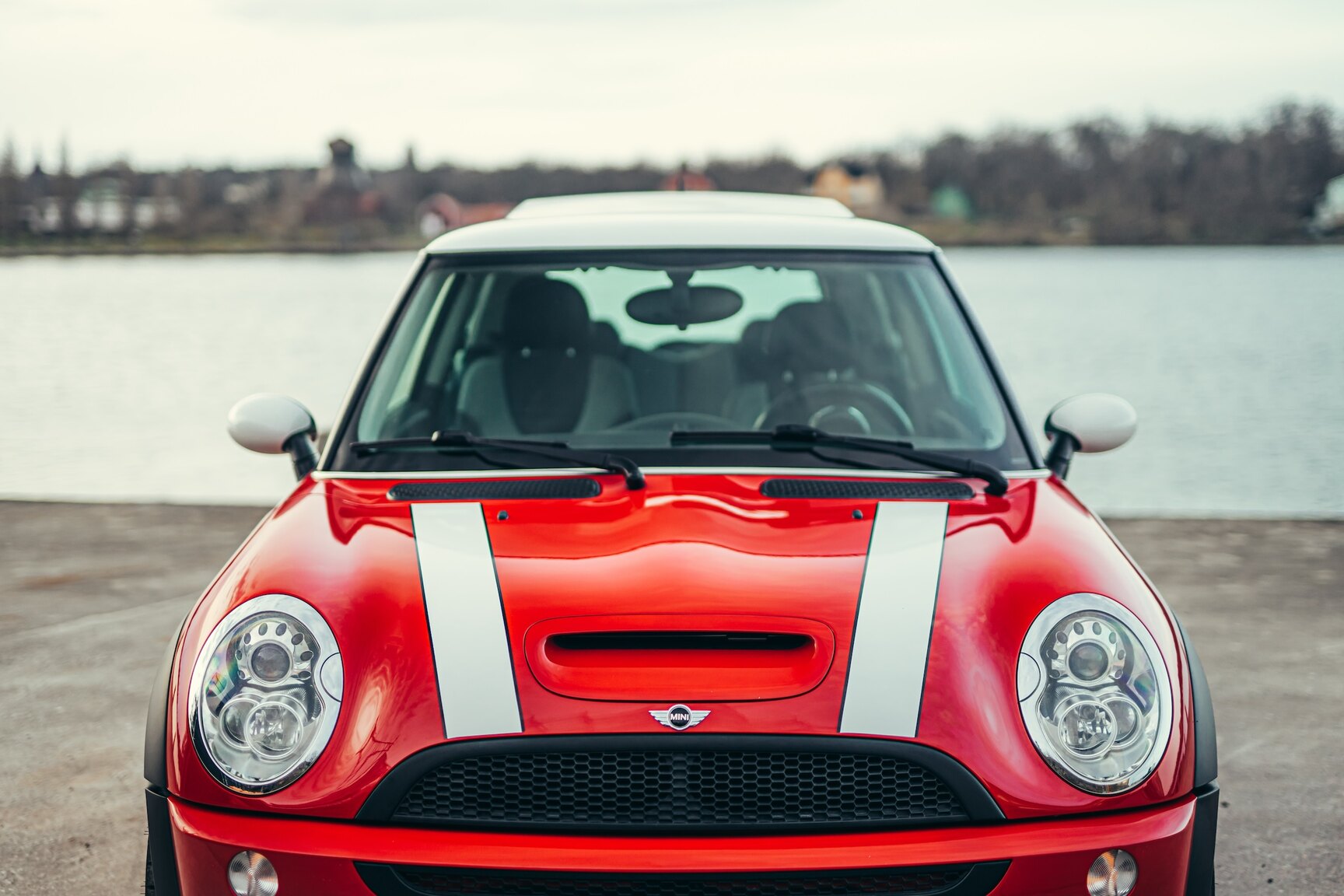 Exterior image of 2006 Mini Cooper John Cooper Works