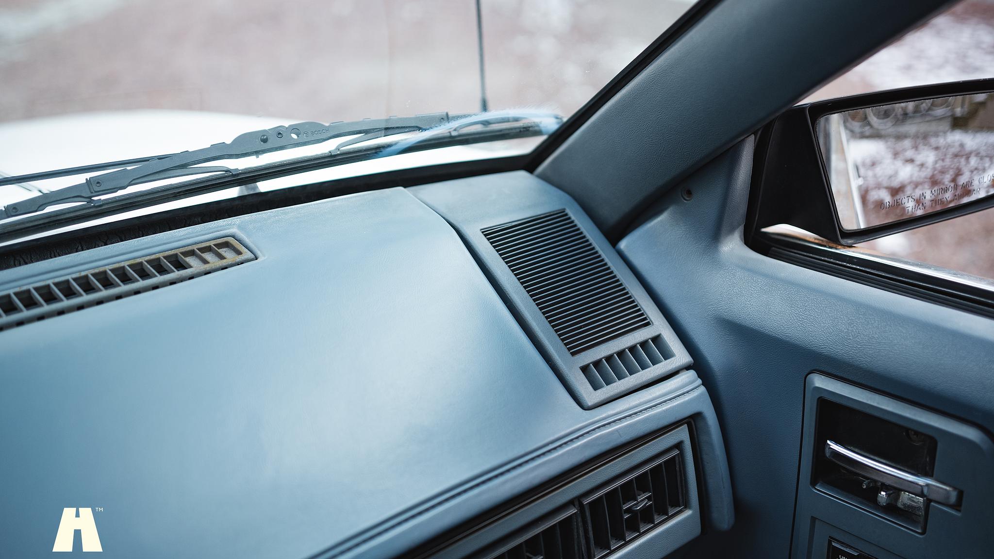 Innenraumfoto von 1994 Oldsmobile Cutlass Ciera Sedan 3.1 (85)