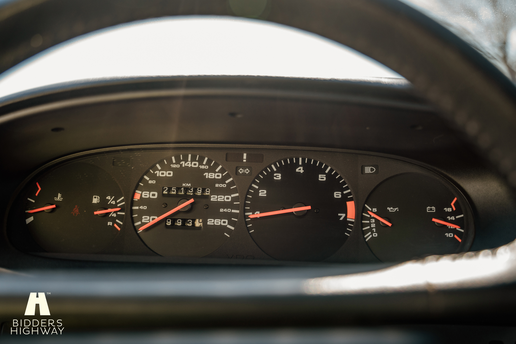 Innenraumfoto von 1989 Porsche 944 S2 Cabriolet