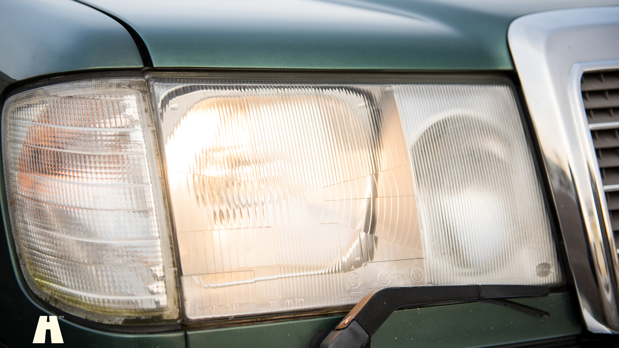Aussenfoto 1992 Mercedes 230 CE