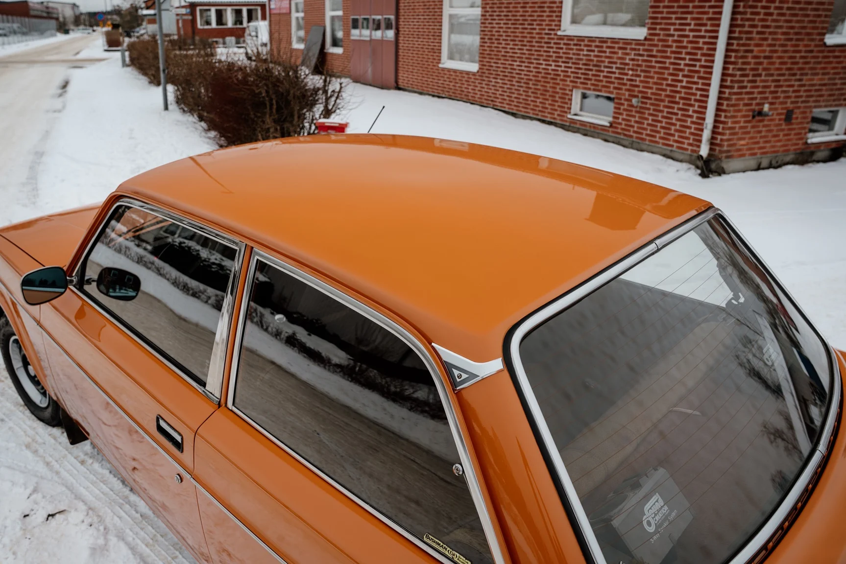 Exteriörbild på 1975 Volvo 242 2-dörrars coupé (9)