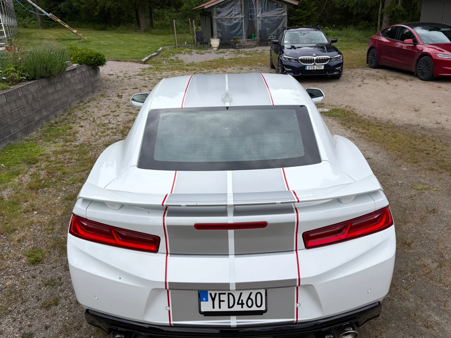 Exteriörbild på 2017 Chevrolet Camaro SS (44)