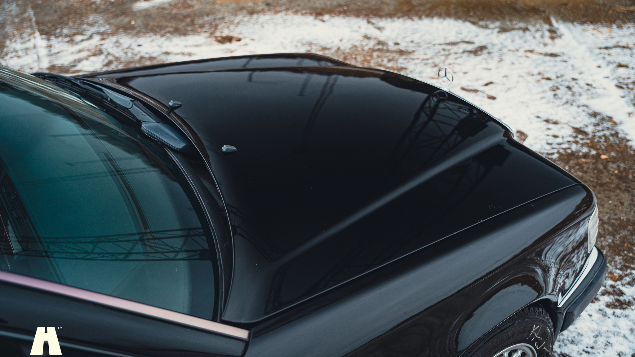 Exteriörbild på 1990 Mercedes 300 CE-24