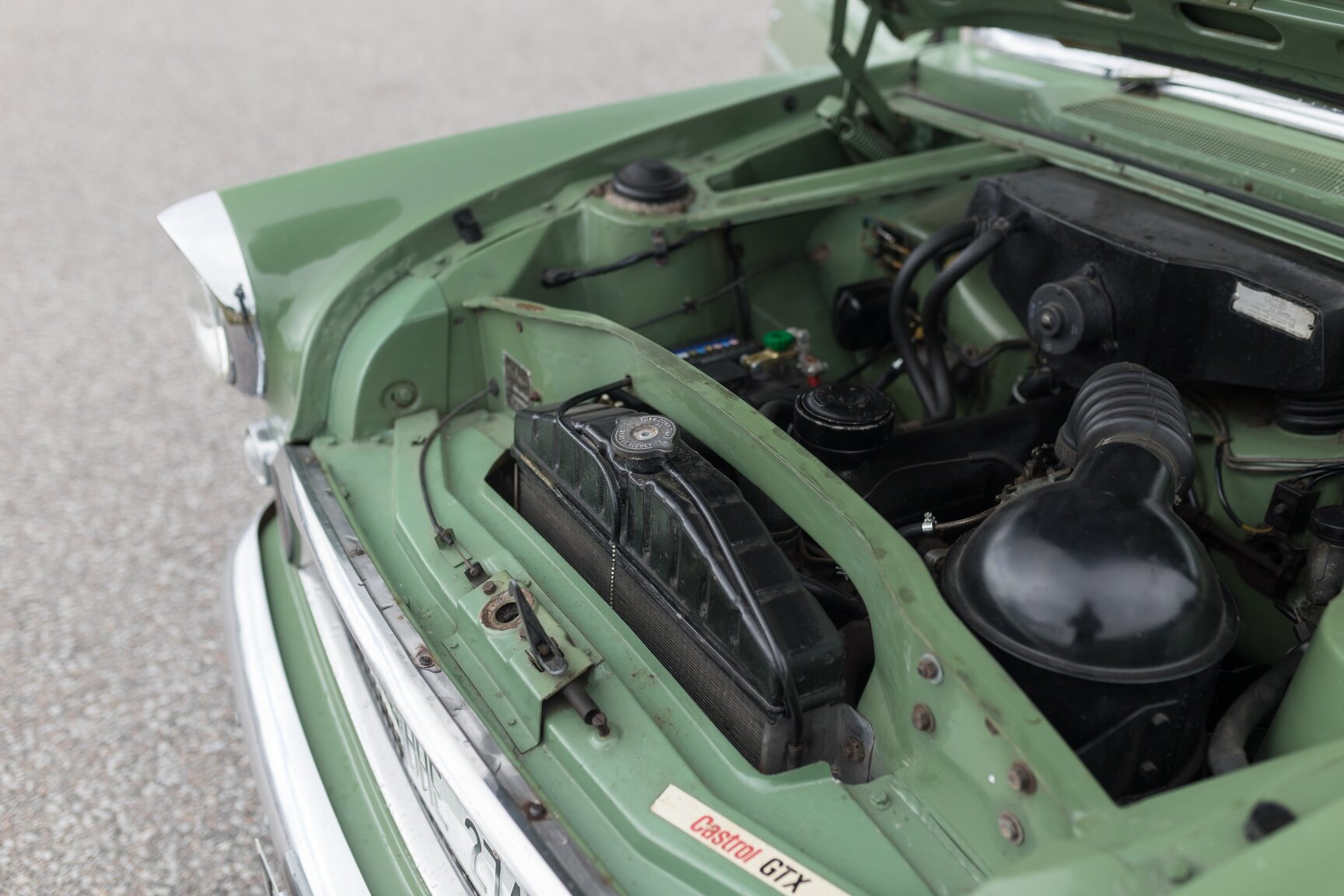 Image of 1959 Ford Consul mechanics (2)