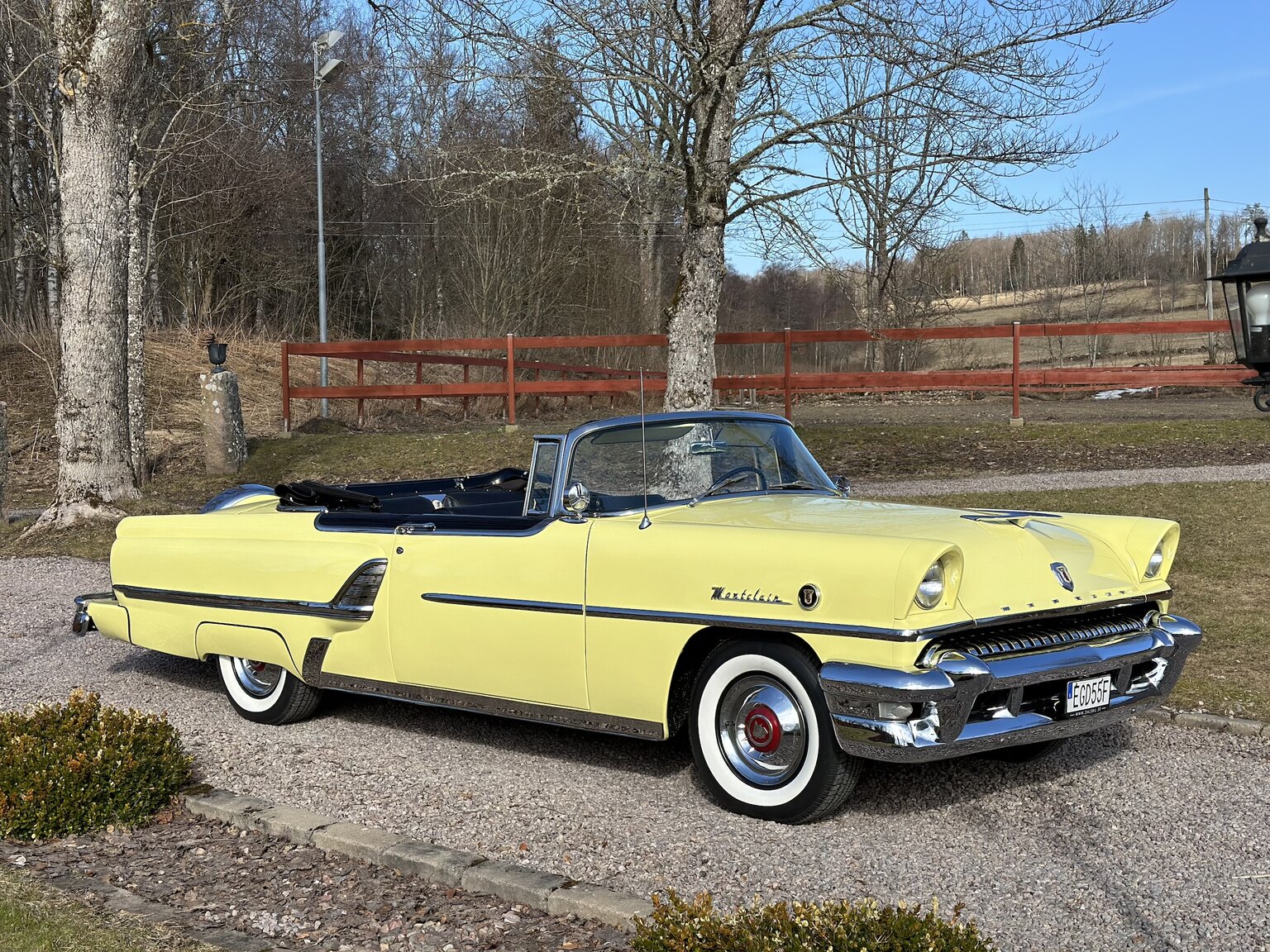 Exteriörbild på 1955 Mercury Montclair