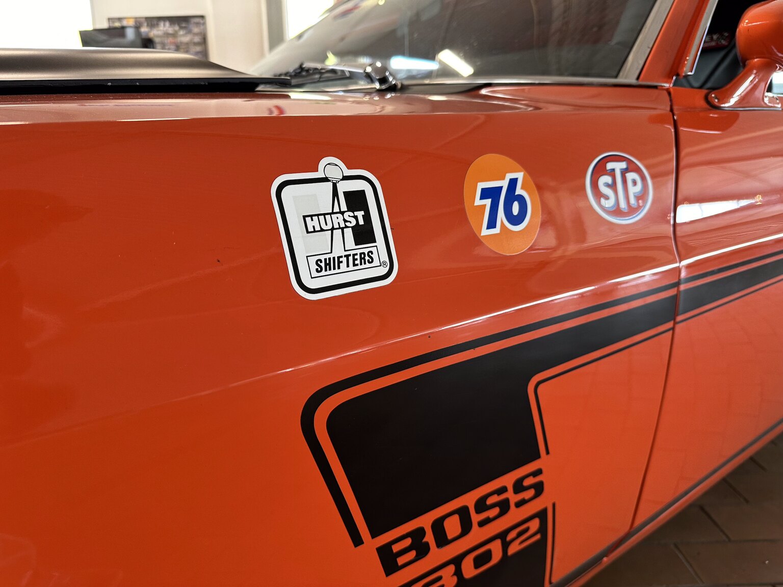 Exteriörbild på 1969 Ford Mustang Fastback Boss Race Car