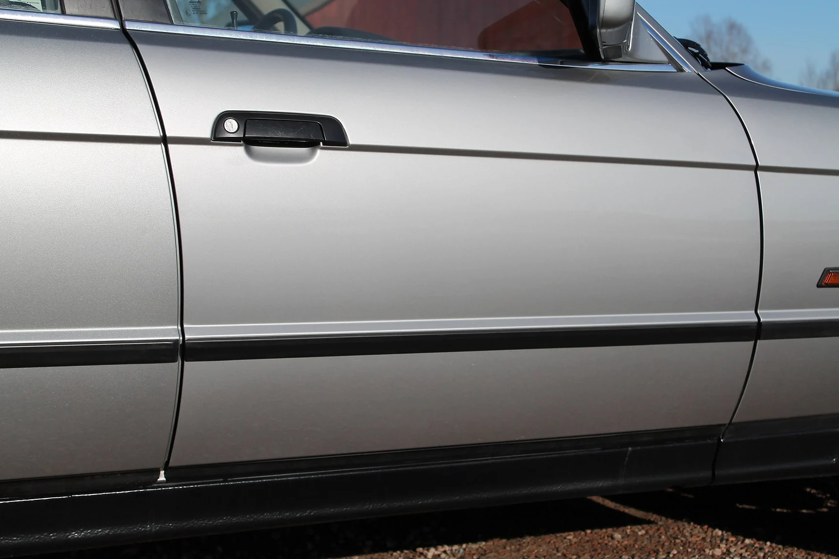 Exterior image of 1988 BMW 535i - NO RESERVE (81)