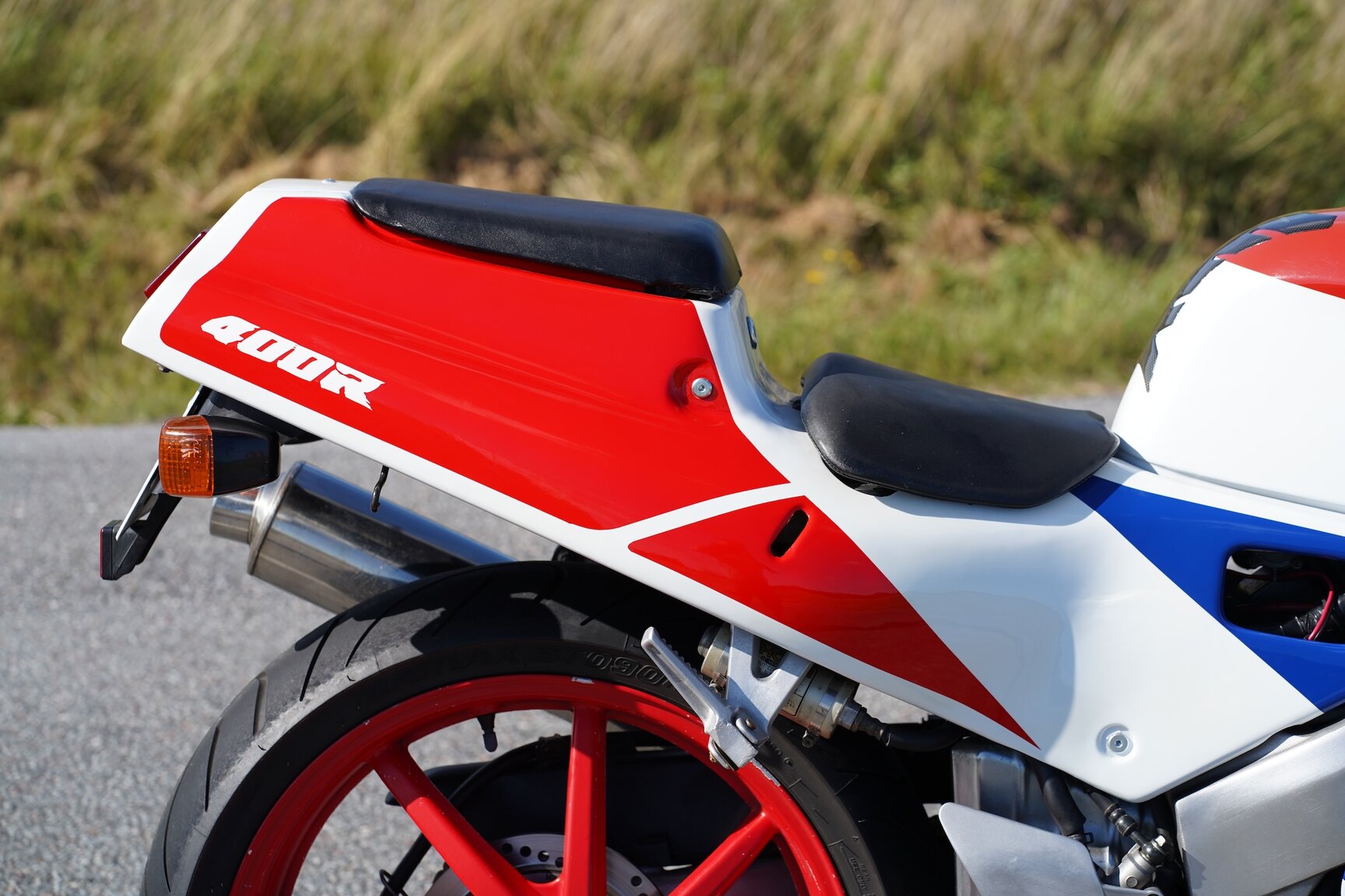 Exterior image of 1992 Honda VFR400R NC30