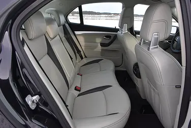 #<Image:0x00007ff435340c98>