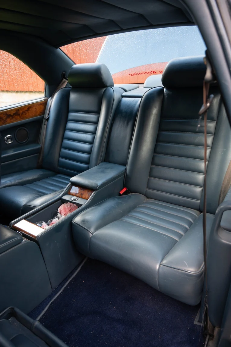 Interior image of 1993 Bentley Continental R (1)