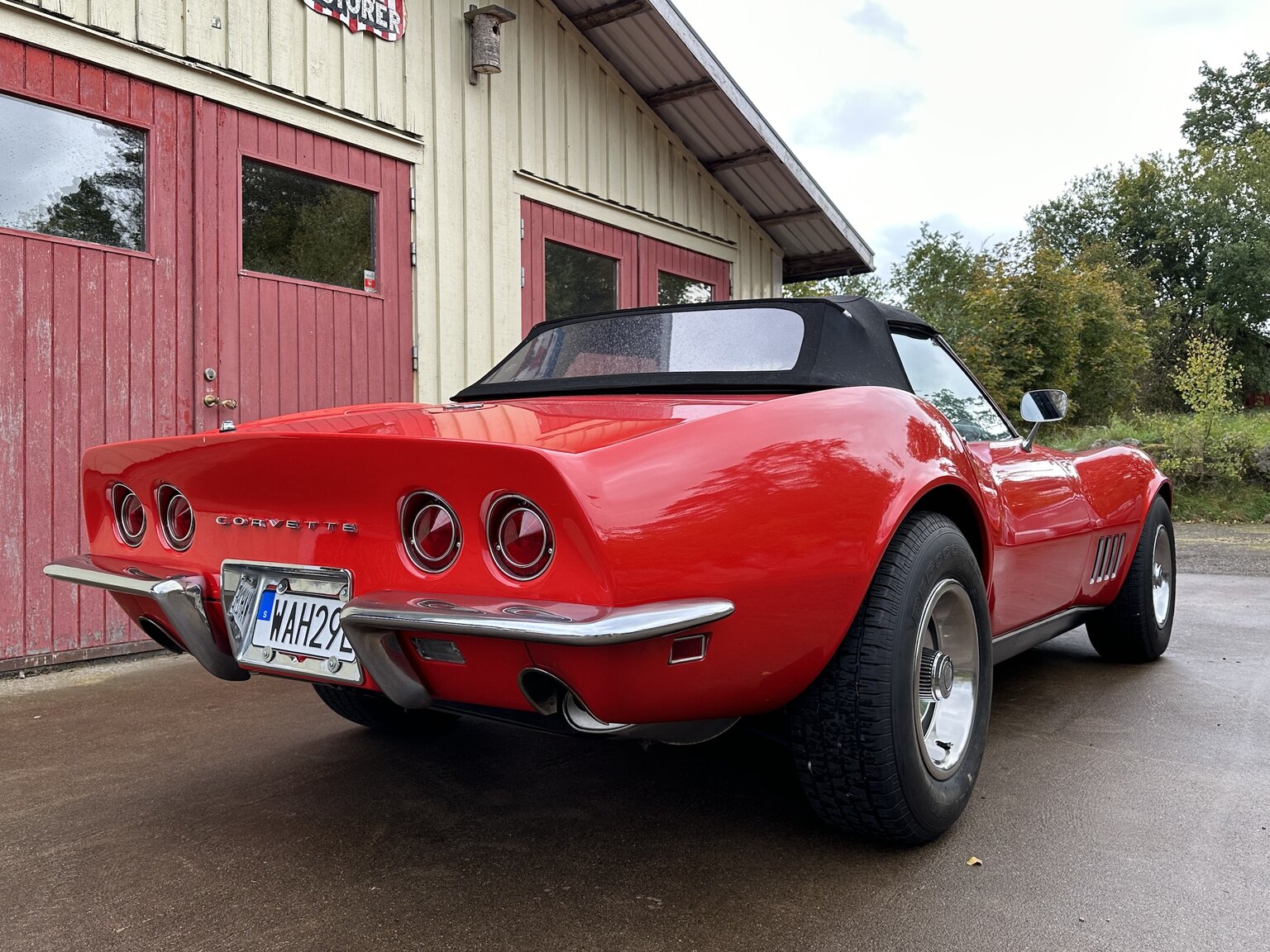 Exteriörbild på 1968 Chevrolet Corvette 427ci / 435hp (19)