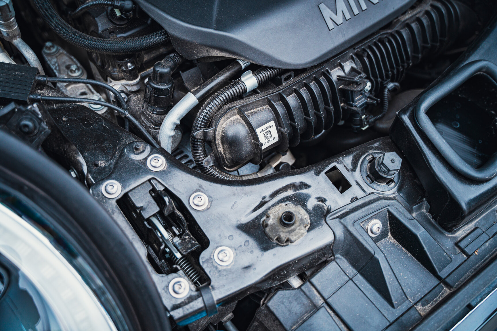 Image of 2017 Mini Cooper JCW (13) mechanics