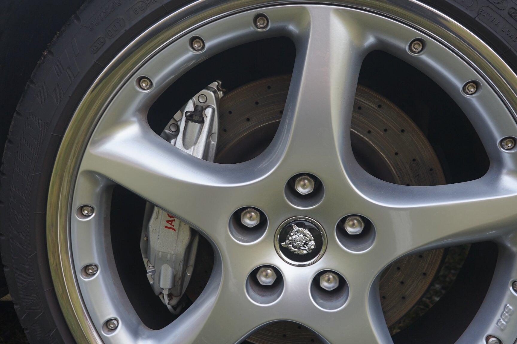 Exterior image of 2001 Jaguar XKR Silverstone