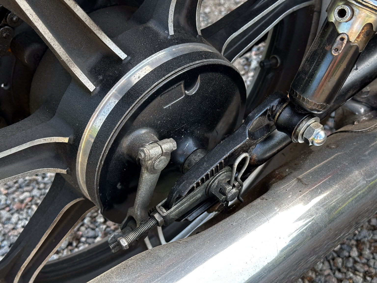 Image of 1979 Yamaha SR500 mechanics