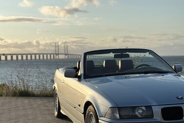 Exterior image of 1993 BMW 325 I CABRIO 