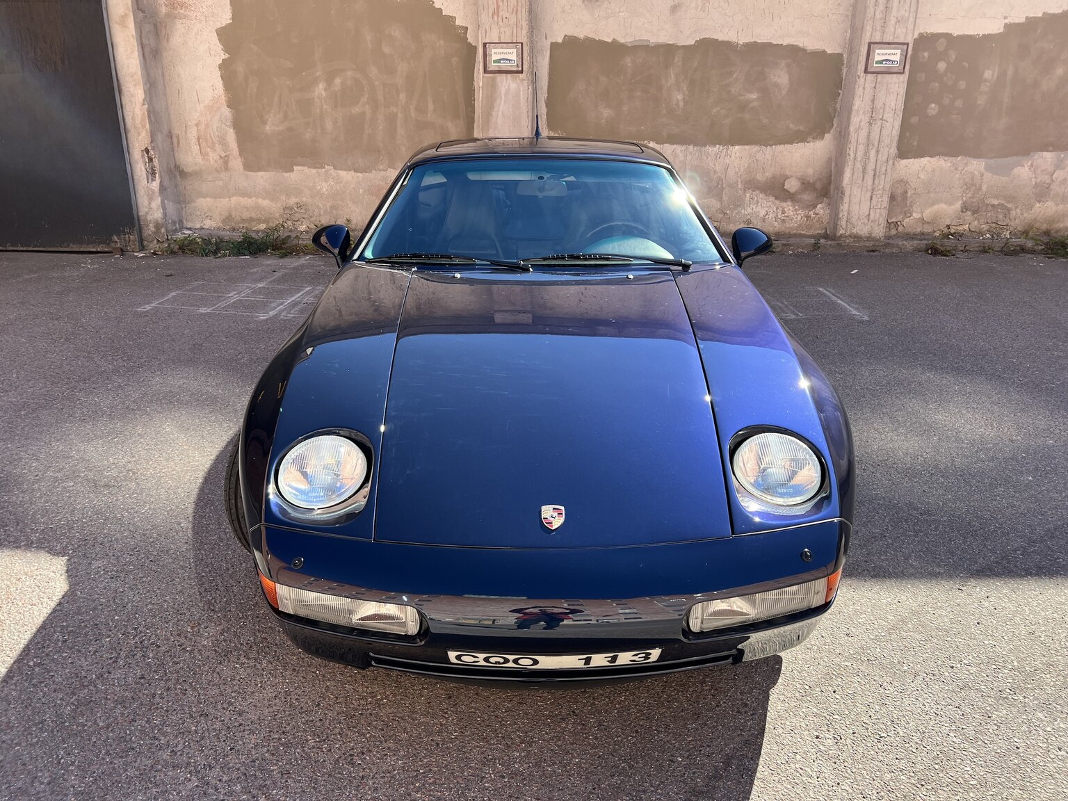 Exterior image of 1993 Porsche 928 GTS