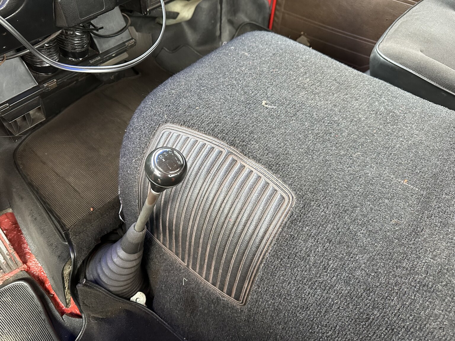 Innenraumfoto von 1983 Volkswagen LT46 bärgare (11)