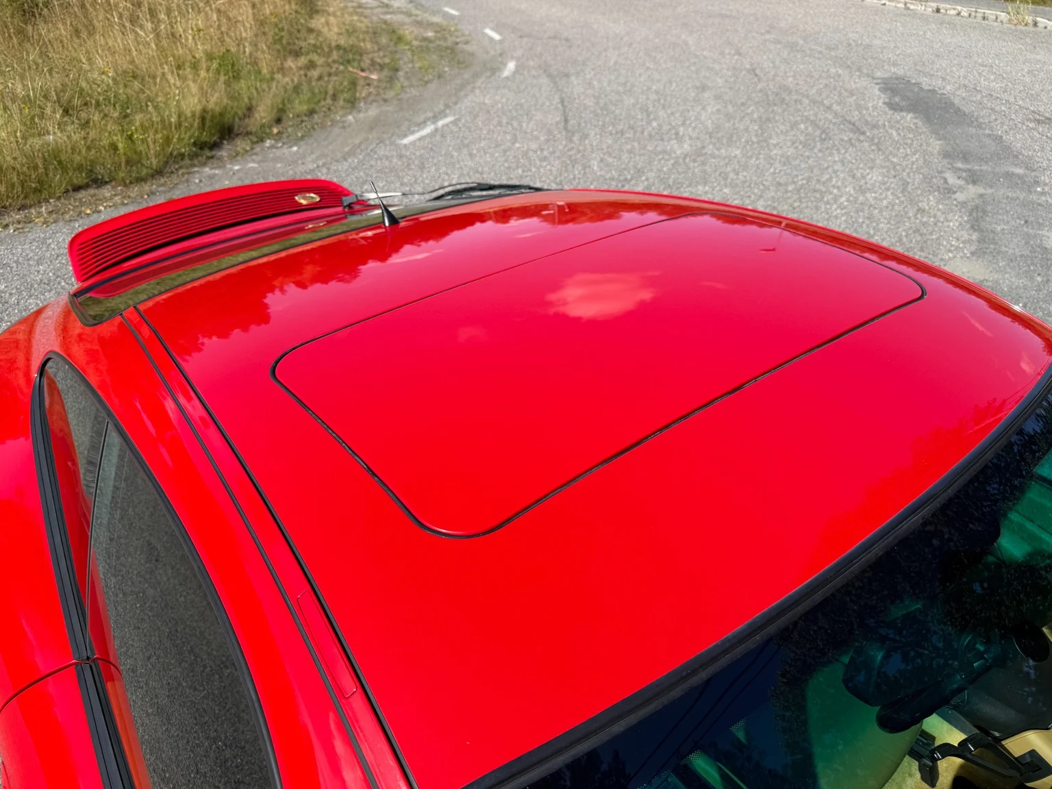 Exteriörbild på 1998 Porsche 911 Carrera (42)