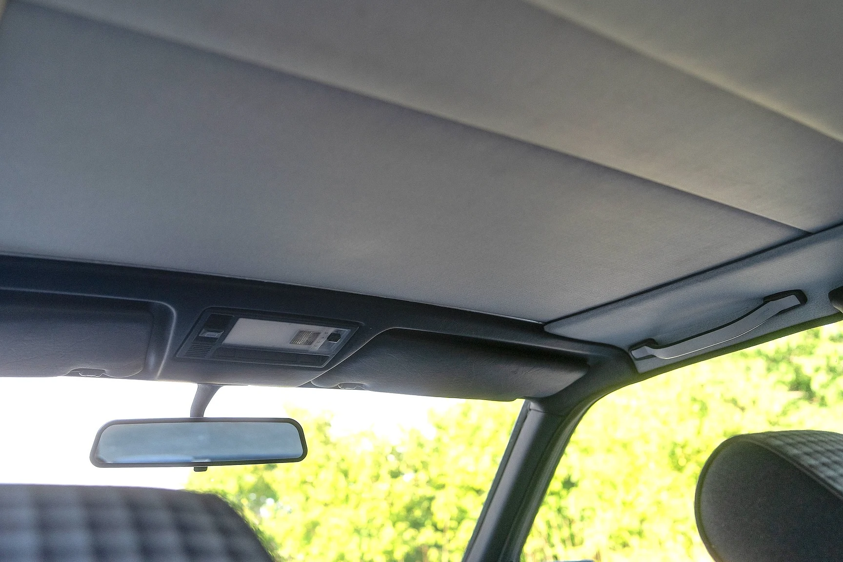 Innenraumfoto von 1992 Mercedes-Benz 190 E 1.8 - NO RESERVE (25)