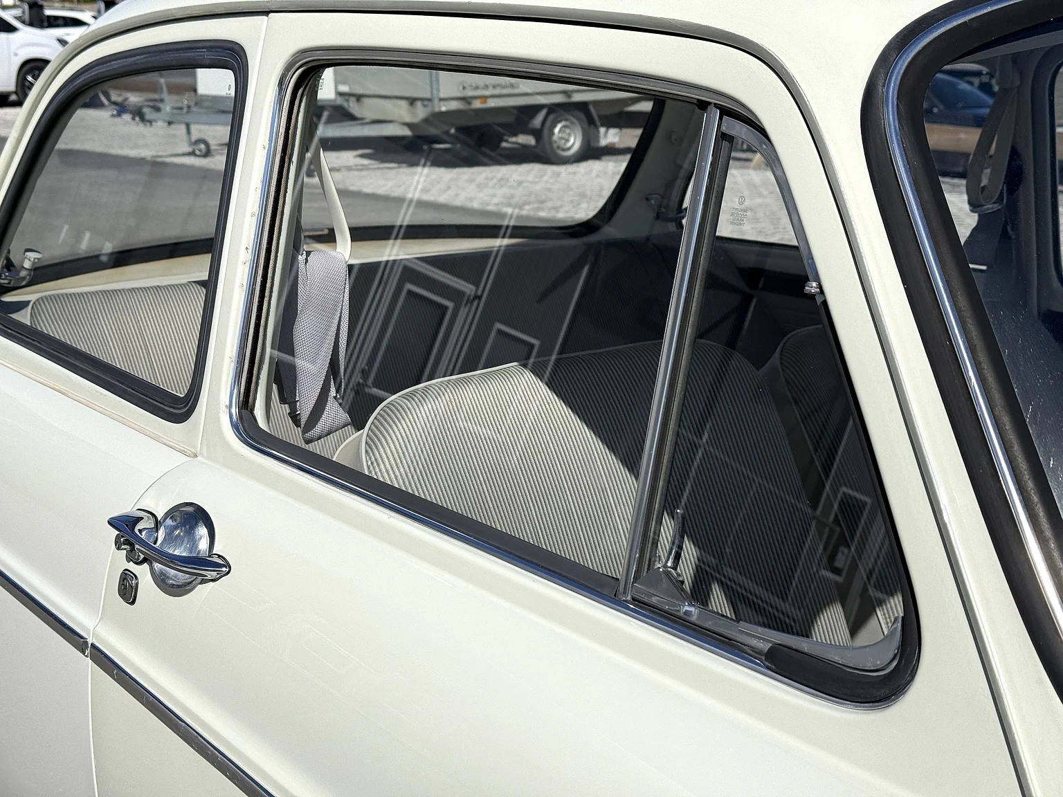 Aussenfoto 1965 Volkswagen 1500 Limousine 311 Notchback (29)