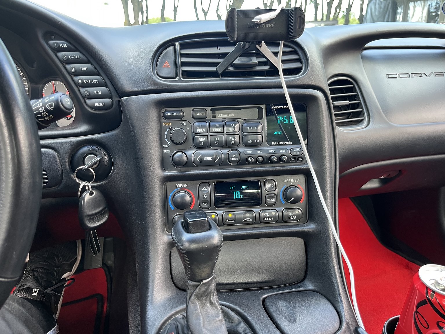 Interior image of 2000 Chevrolet Corvette Cabriolet