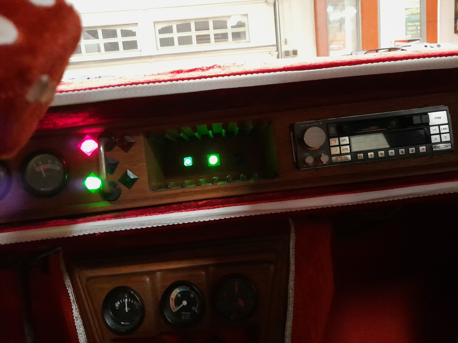 Interiörbild 1968 Volvo 145 Custom