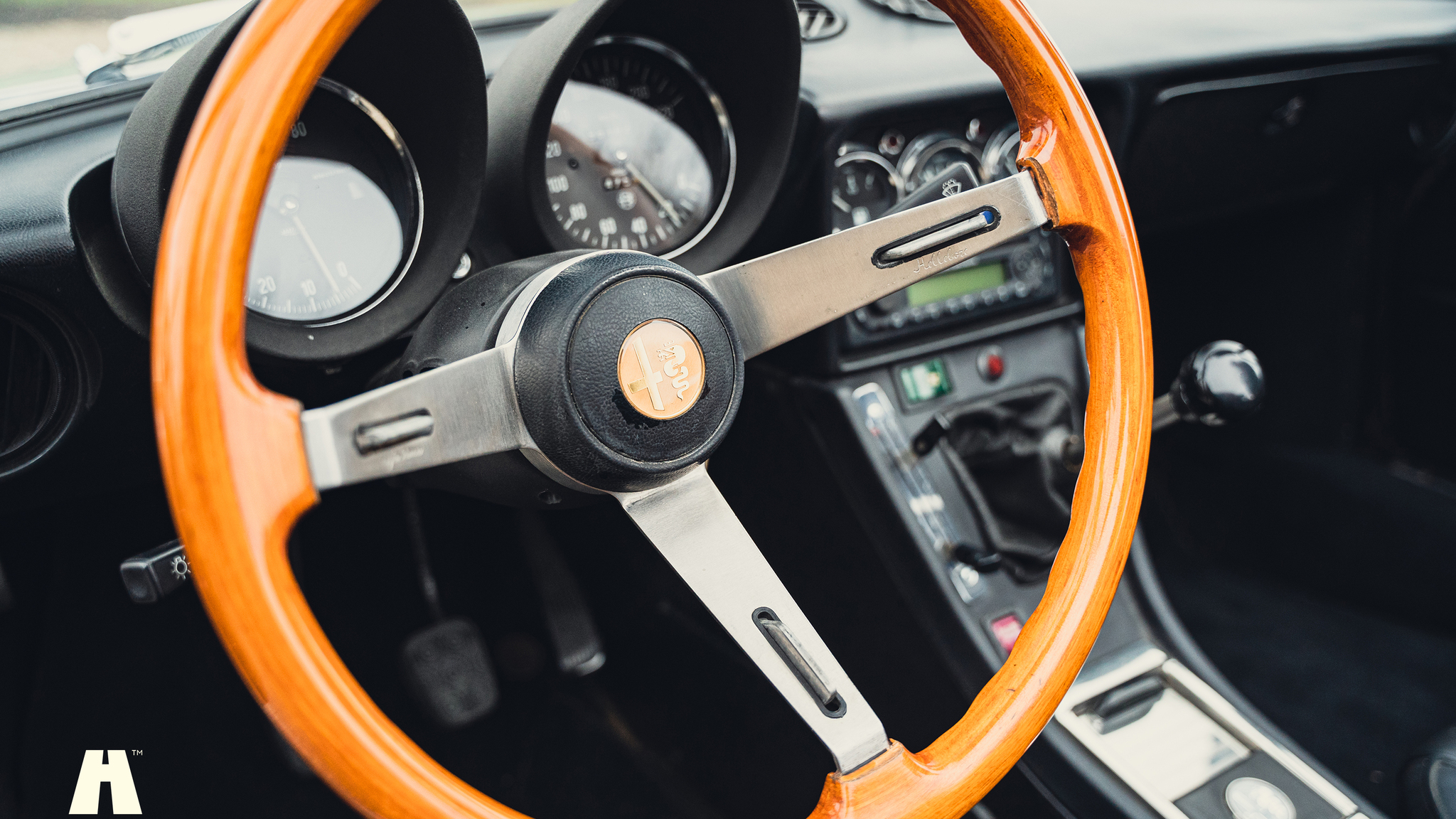 Interiörbild 1980 Alfa Romeo 2000 Spider
