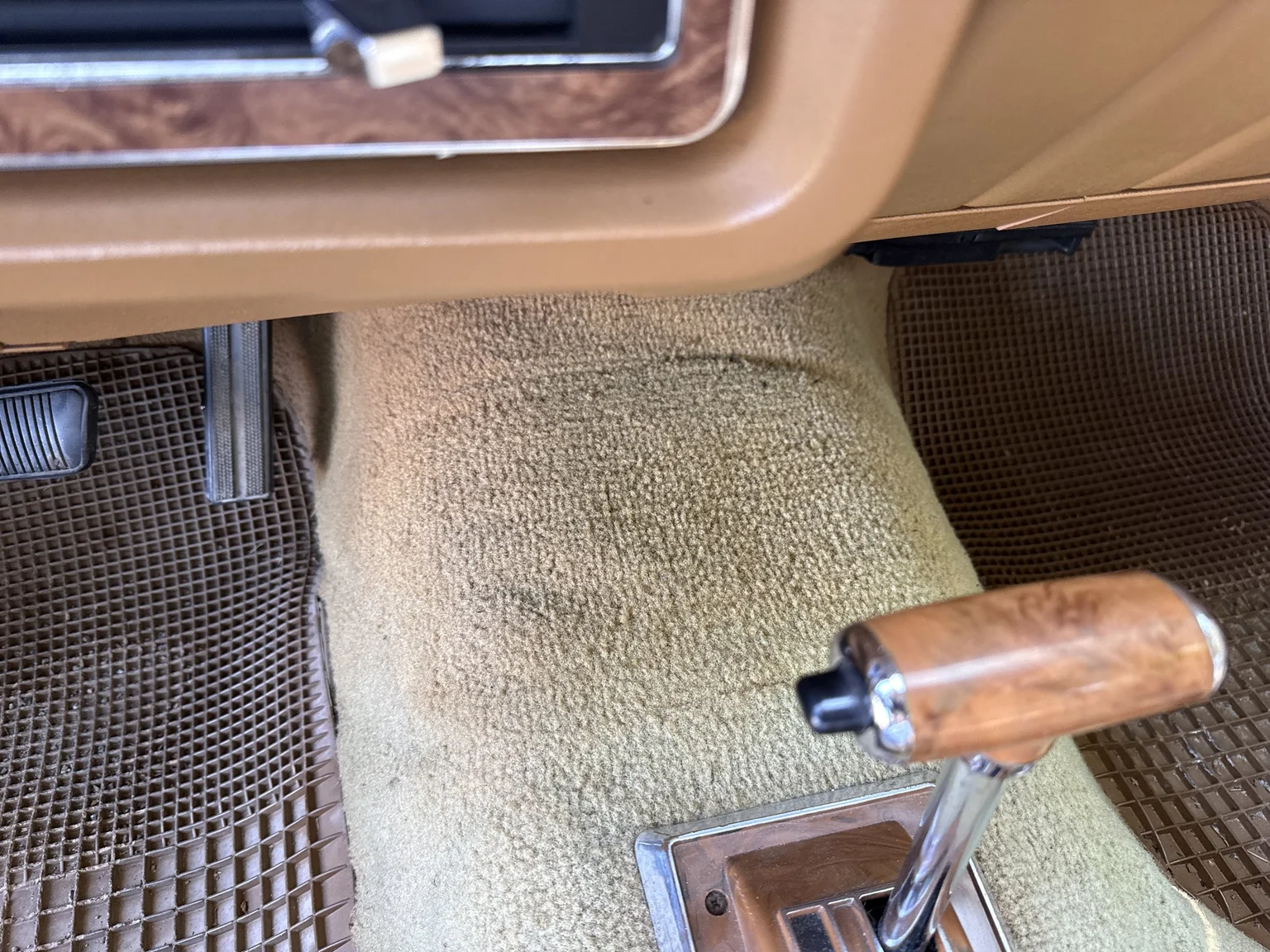 Innenraumfoto von 1975 Mercury Monarch Coupe (40)