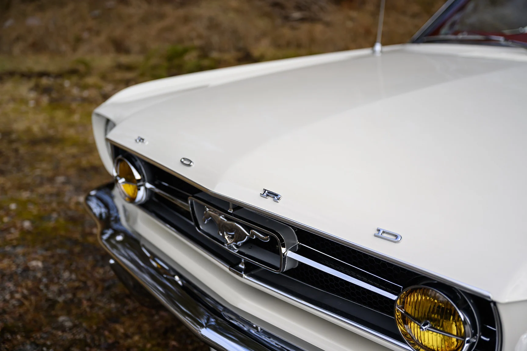 Exteriörbild på 1965 Ford Mustang GT Convertible (55)