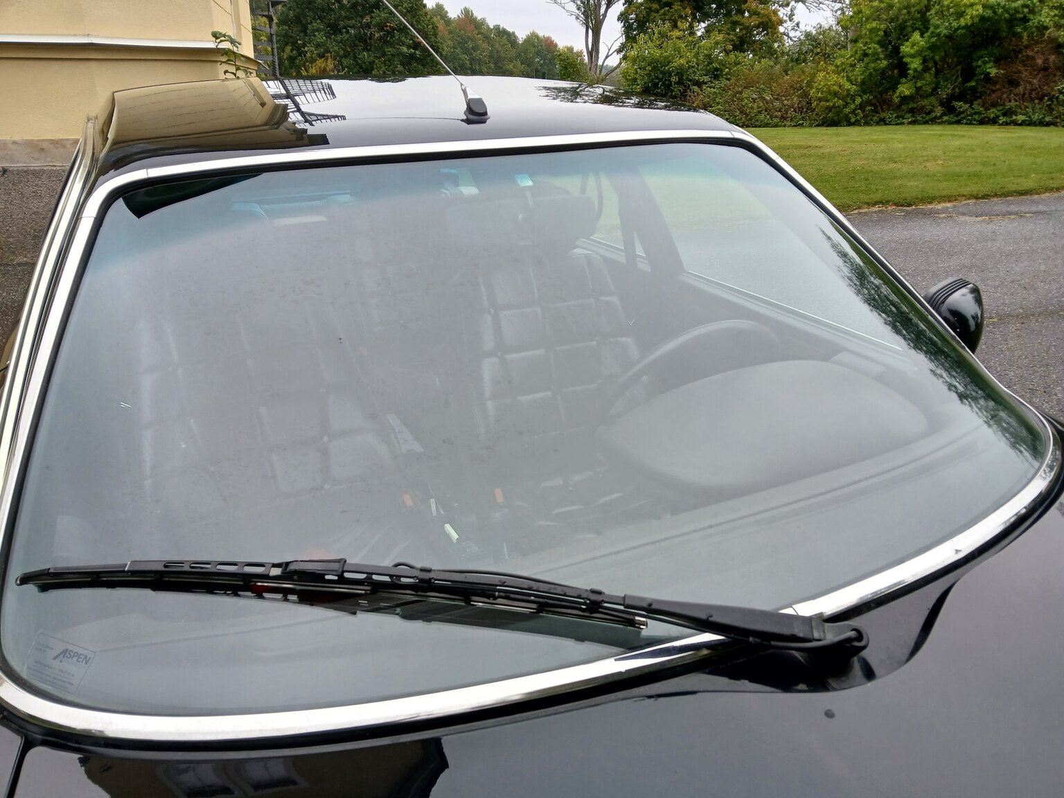 Exterior image of 1988 Citroen CX 25 T Prestige