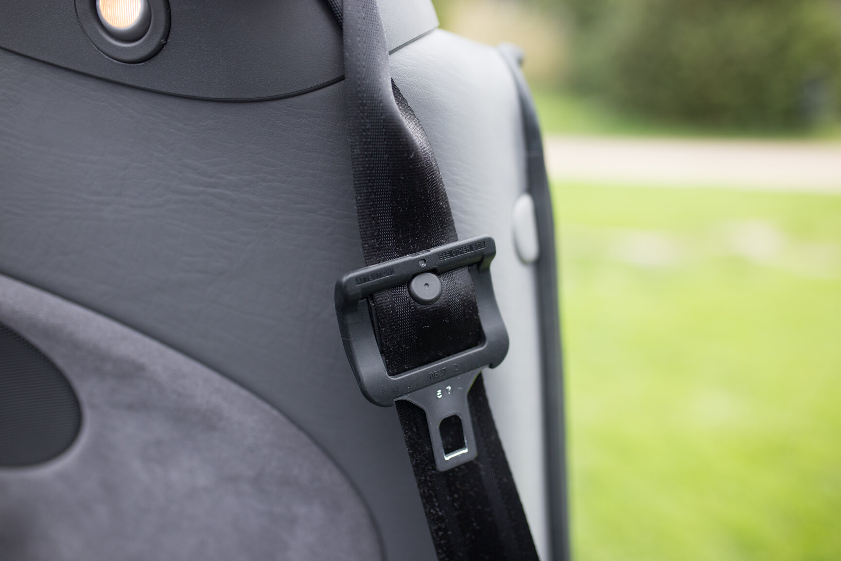Interior image of 1998 Saab 9-3 SE 2.0T Convertible
