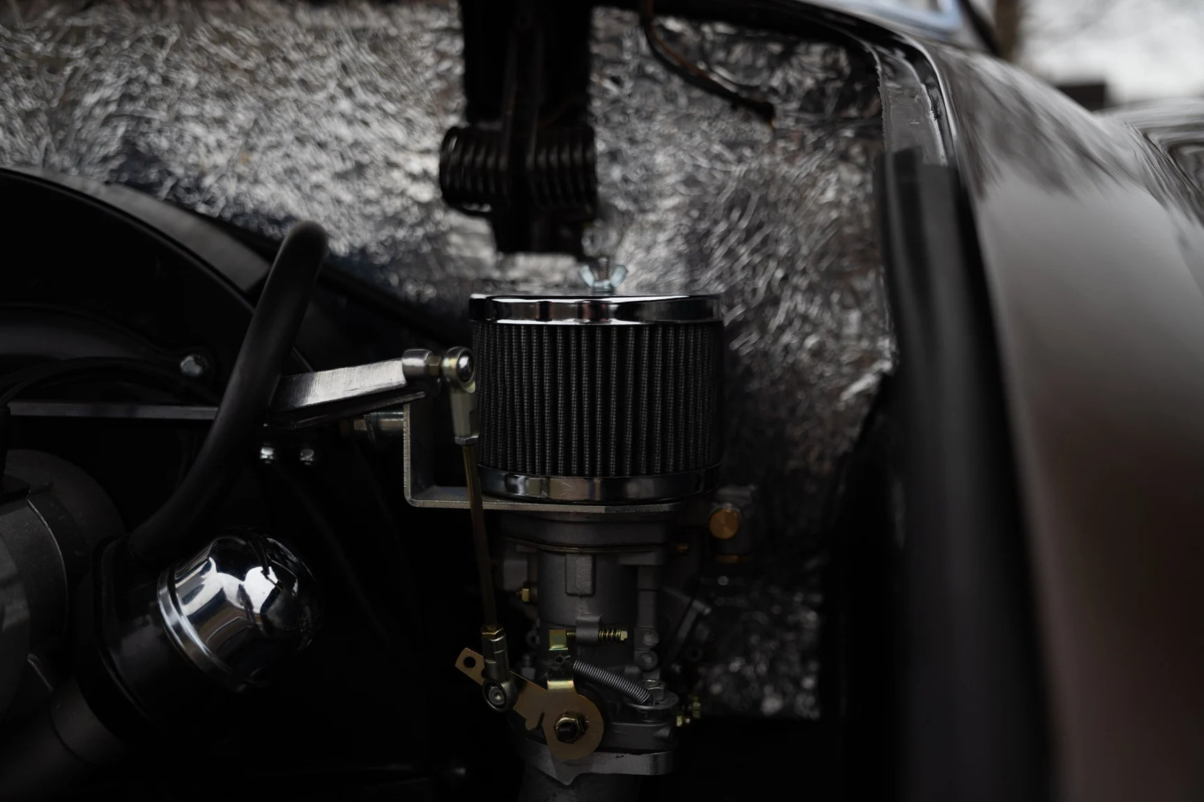 Image of 1962 Volkswagen 1200 Karmann Coupe mechanics (8)