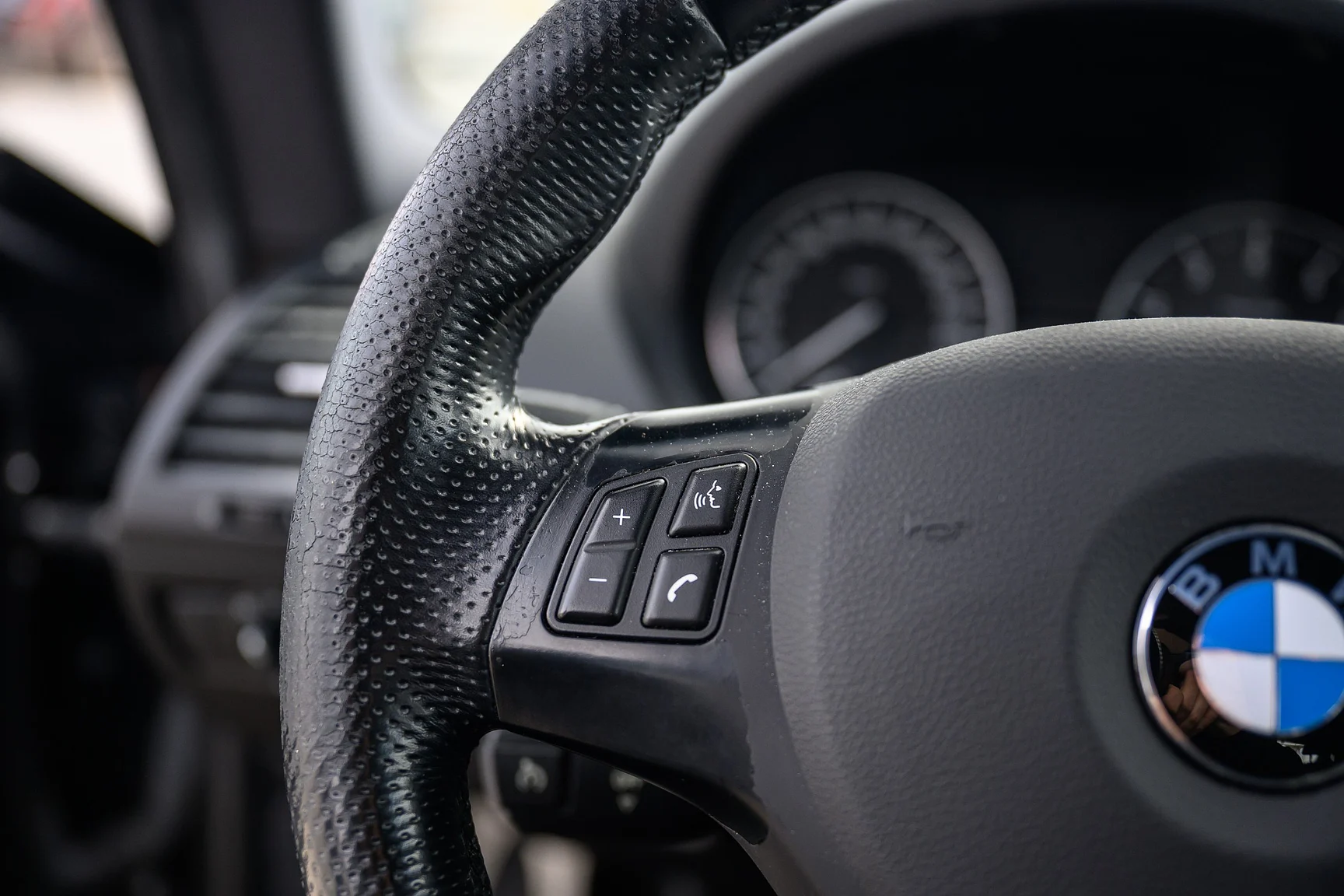 Interior image of 2007 2007 BMW 130i M Sport (5)