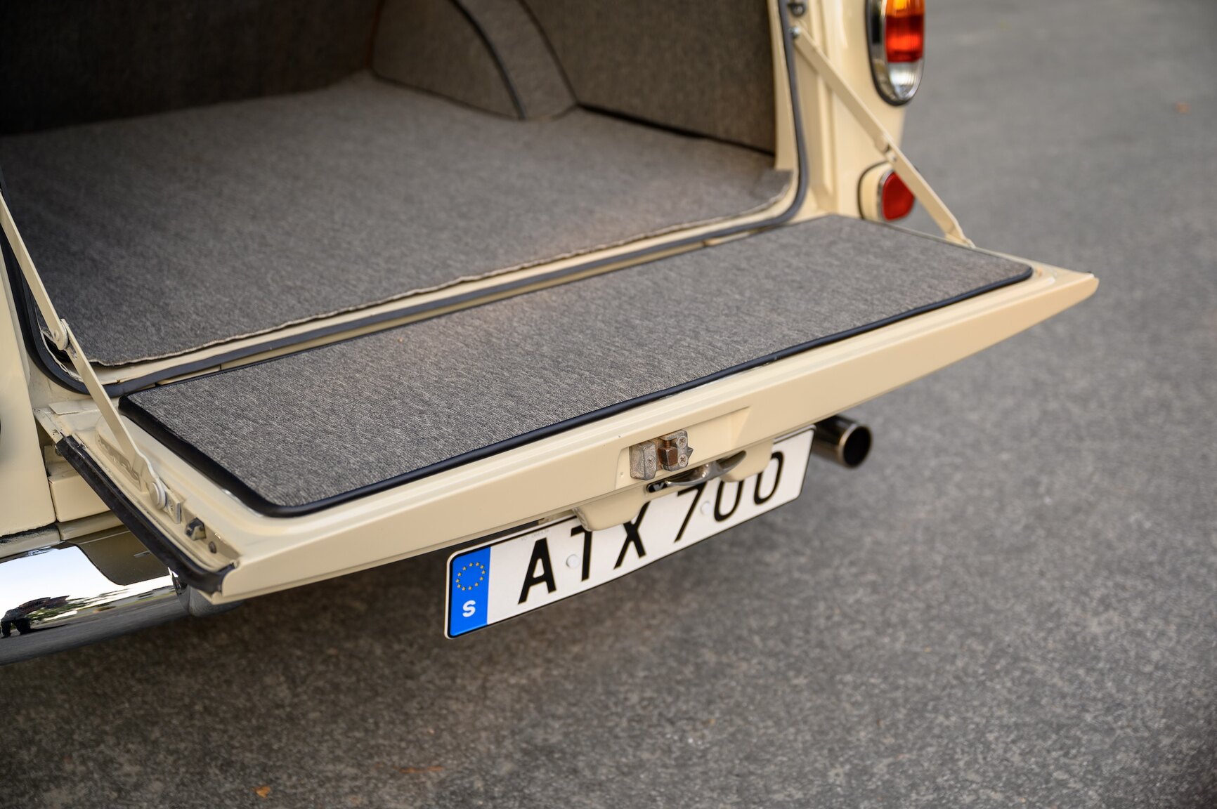 Interior image of 1968 Amazon Herrgårdsvagn