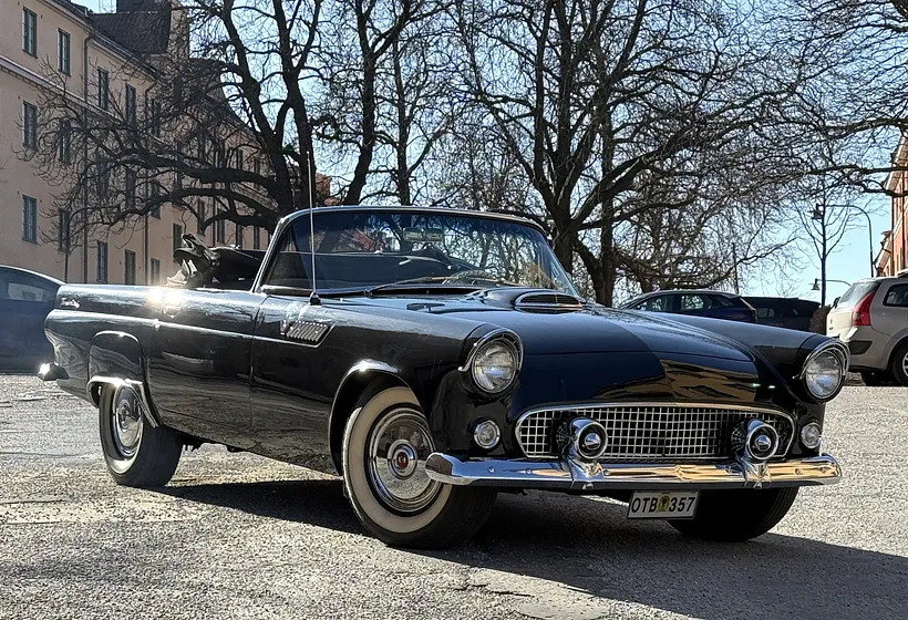 1955 Ford Thunderbird
