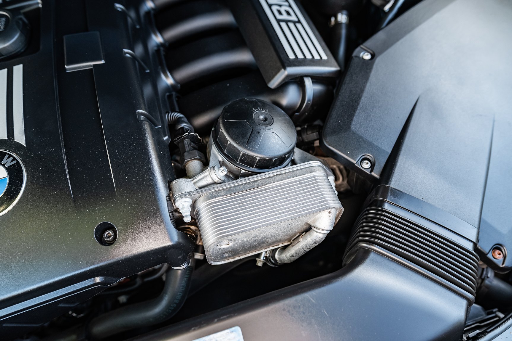 Image of 2009 BMW 325Xi mechanics