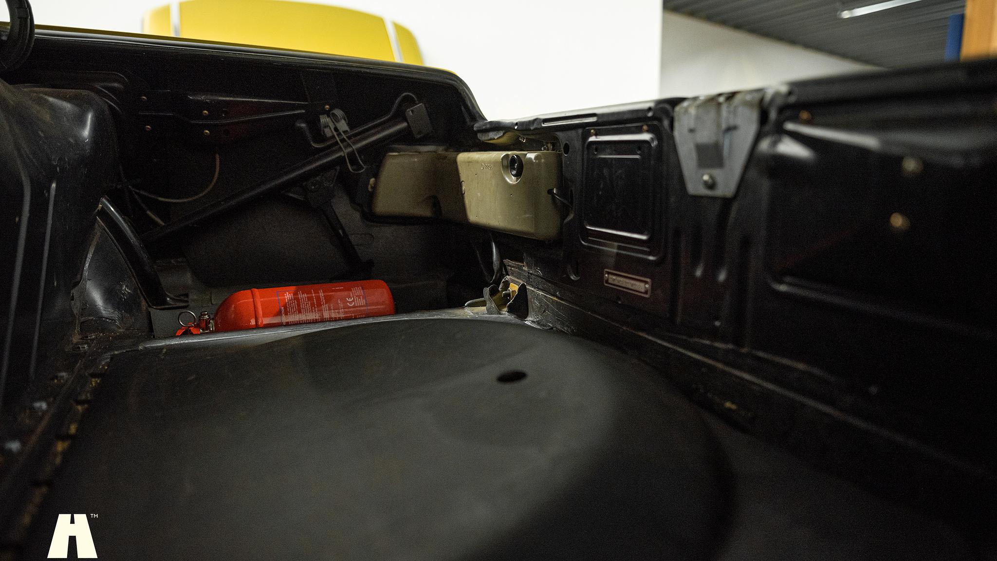 Interiörbild 1975 Mercedes SL 350