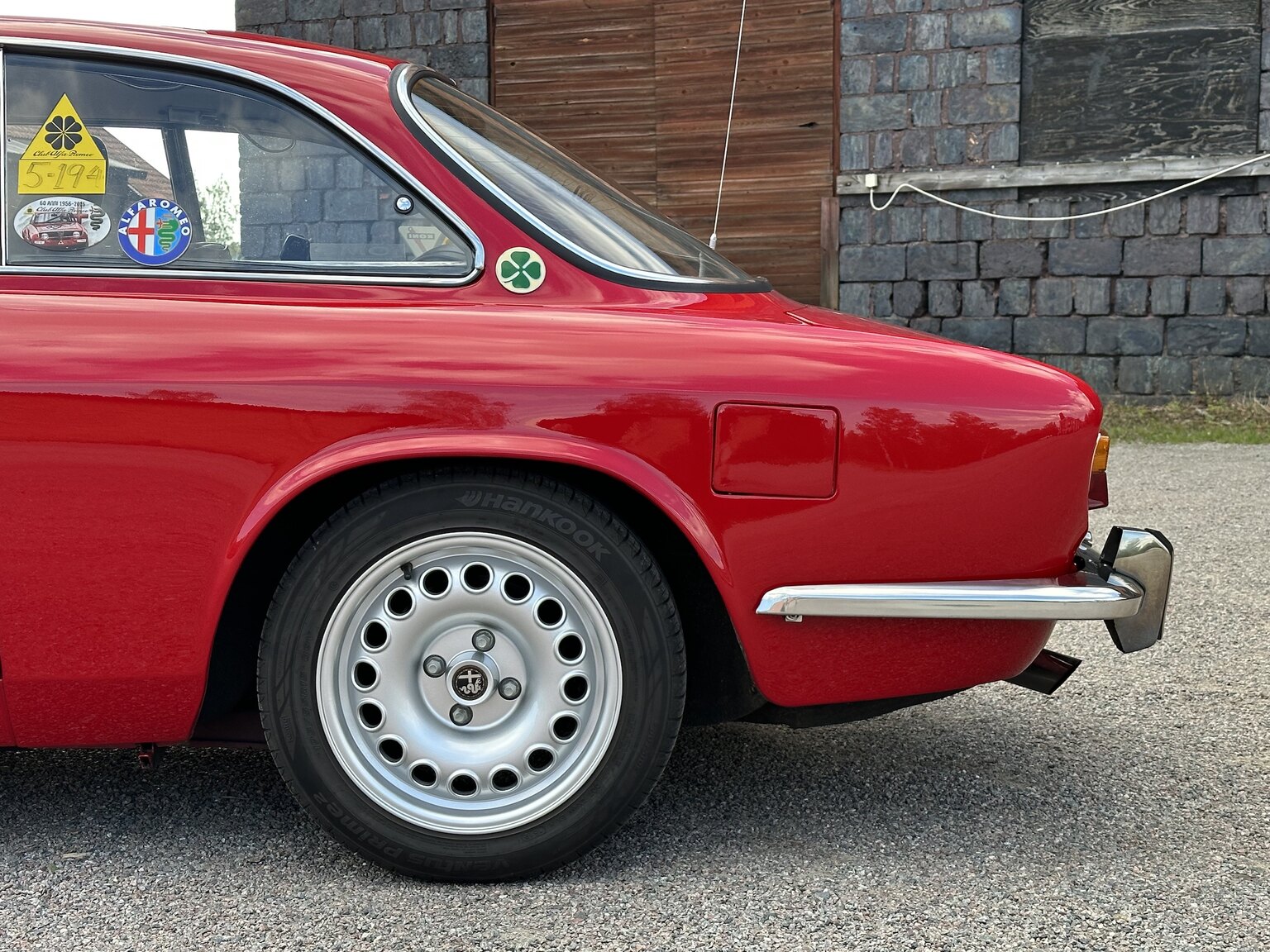 Exteriörbild på 1972 Alfa Romeo 2000 GTV Bertone Coupé
