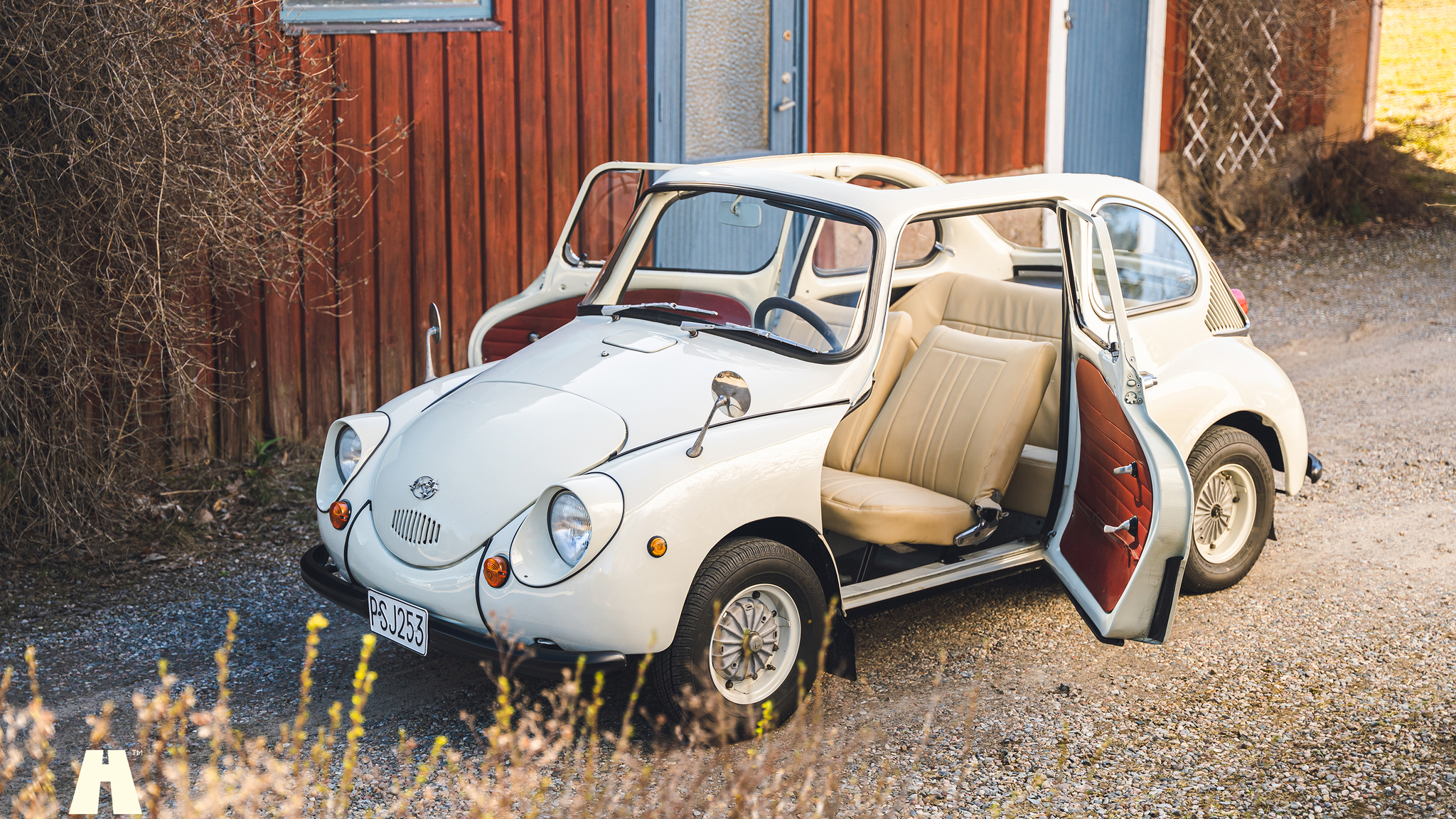 Exterior image of 1968 Subaru 360 Deluxe (2)